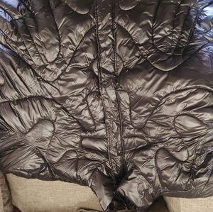 Universal standard Coat